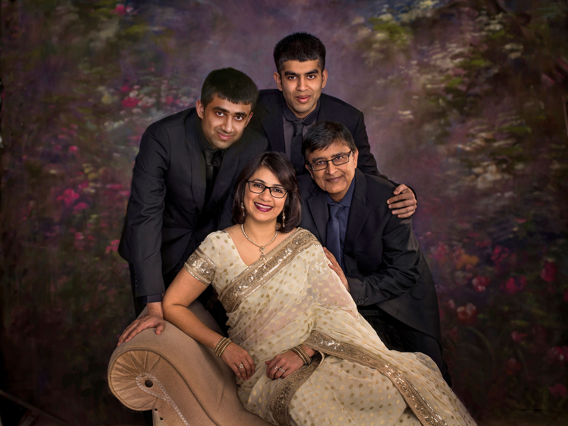Family Portrait Photography Studio in Mumbai (India) - Atul Video